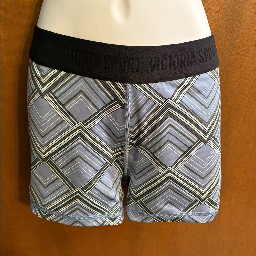 NWOT VS Sport shorts